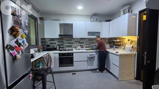 Apartment for Sale in Hazmieh – 200 sqm + Roof شقة للبيع في الحازمية – Apartment for Sale in Hazmieh – 200 sqm + Roof شقة للبيع في الحازمية –