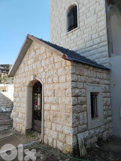 villa in Damour village