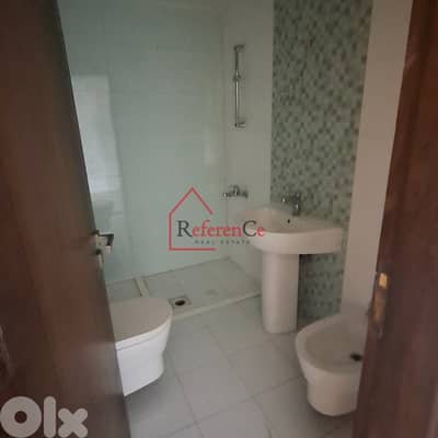 Spacious apartment with terrace in Mtayleb شقة واسعة في مطيلب للبيع
