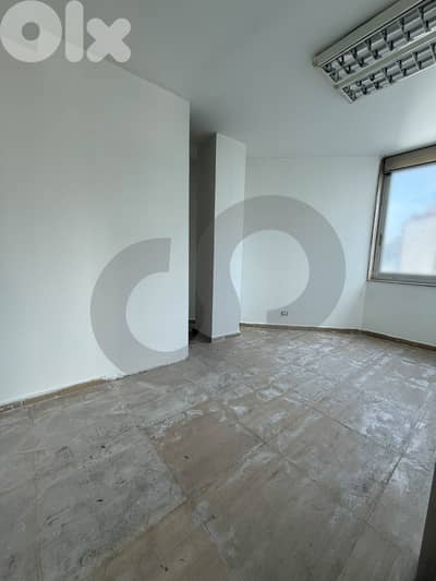 Office,24/7 electricity,2 concierges, Verdun /فردان REF#HB132310