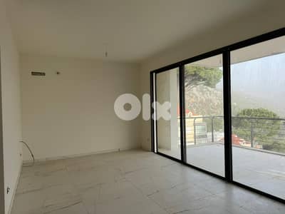 GMC439R Apartment for sale in Qonabet Baabdat - شقة للبيع