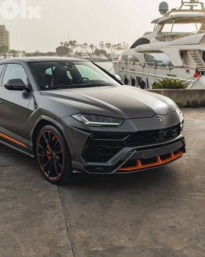 Lamborghini Urus CAPSULE 2022 , HIGHEST SPECS , Like New