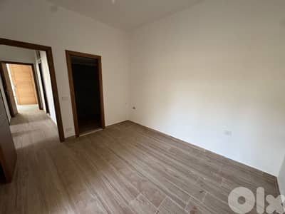 GMC445RAJ -  Apartment for sale in Baabdat - شقة للبيع في بعبدات