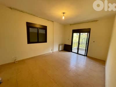 220 SQM Apartment in Chnaniir, Keserwan with an Amazing Sea View