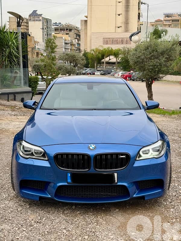 BMW M5 2015 0