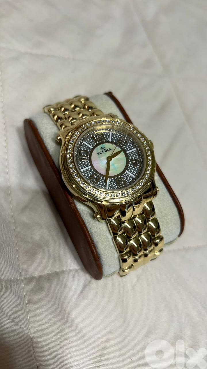 rovina gold woman watch 0