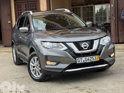 Nissan Rogue model 2019 SV 4wd super clean