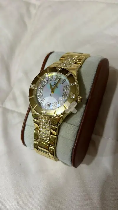 rovina gold watch