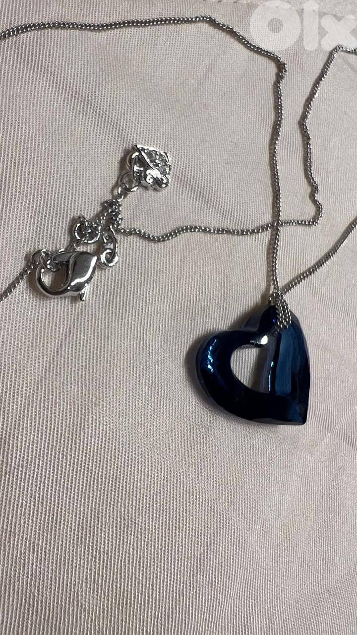 necklace SWAROVSKI navy blue heart 2