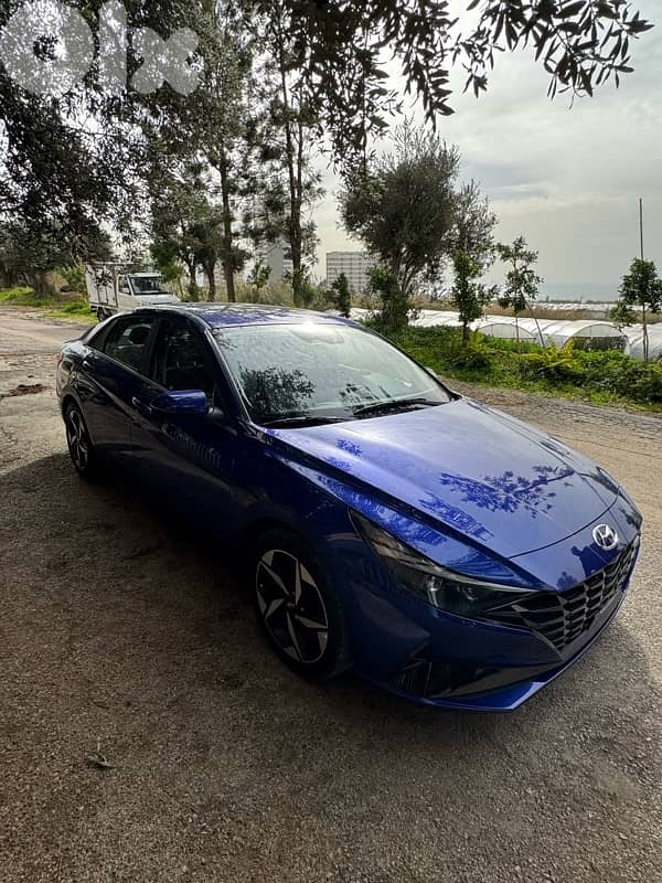 Hyundai Elantra 2022 0