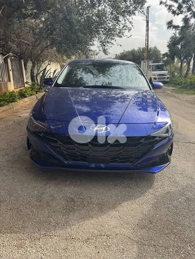 Hyundai Elantra 2022