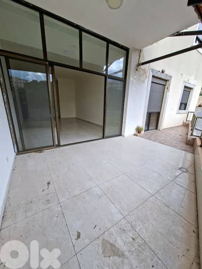 135 SQM Apartment With Terrace For Rent In Safra شقة للإيجار #HS107135
