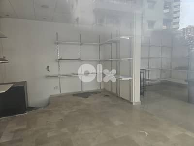 RWK106RH  - Shop for rent in Jounieh