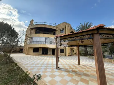 شقة للايجار في بعبدات Decorated Apartment for rent in Baabdat