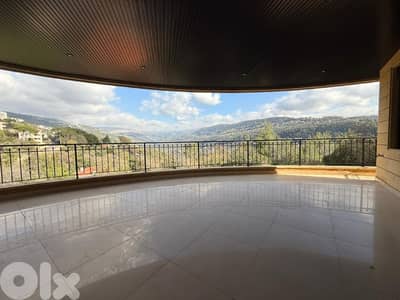 شقة للايجار في بعبدات Decorated Apartment for rent in Baabdat