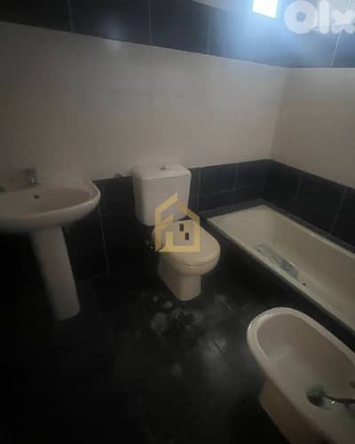 Apartment for sale in Biaqout RBJH14 شقة للبيع في بياقوت