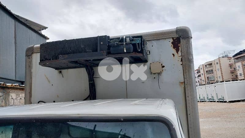 MITSUBISHI CANTER 5