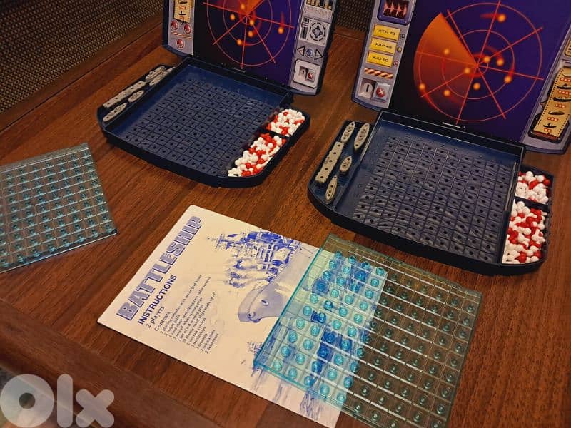 Used Original Hasbro Battleship board game 9