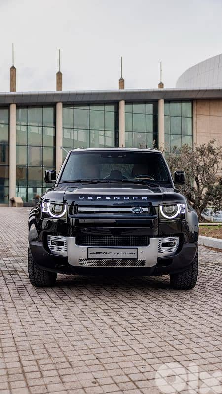 Land Rover Defender 2023 UNDER WARRANTY 0