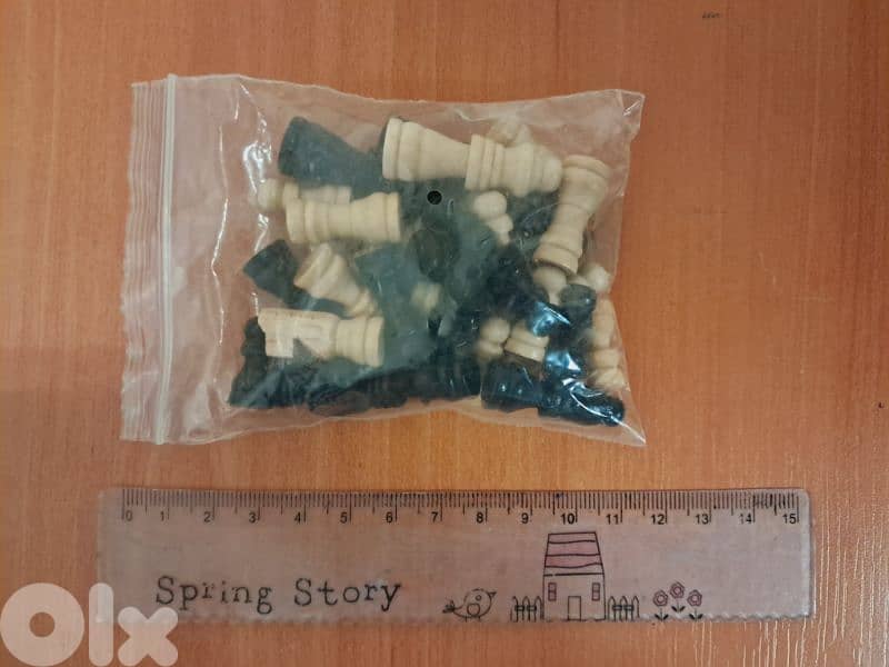 Wooden Chess Small Pieces Bag 0