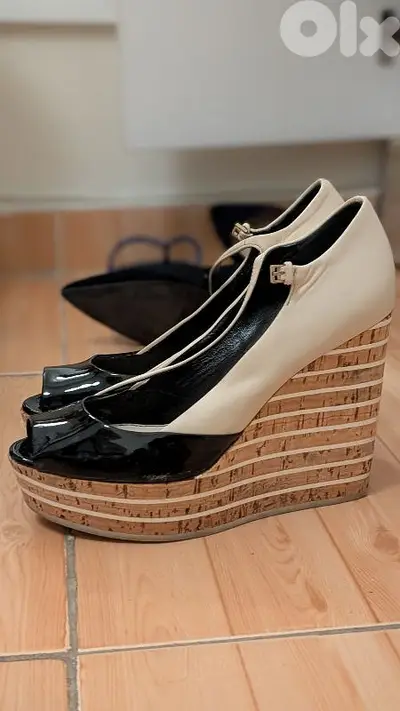 Gucci shoes women heels size 38.5 (barely used) $80