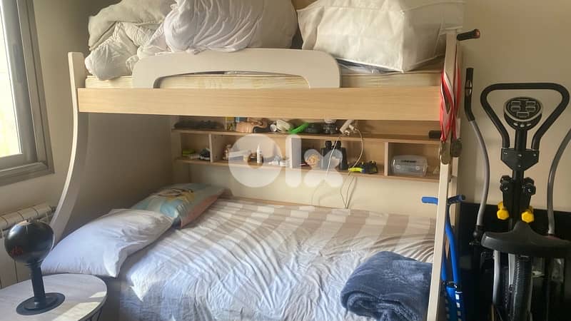 bunked bed and closet 2