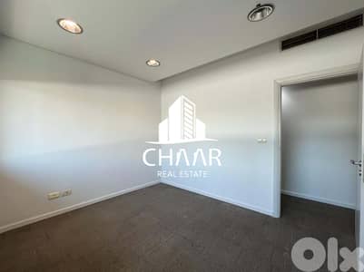 Office for Rent in Hamra - مكتب للايجار في الحمرا - #R1324