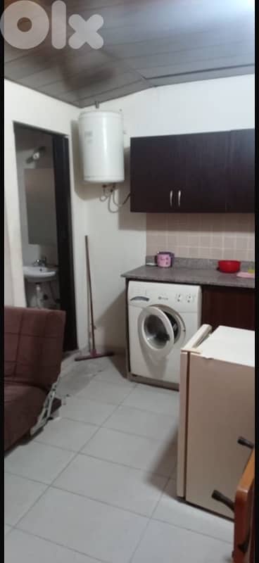 furnished studio in Bouar for rent 350$ 4