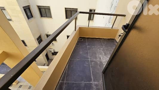 RWB582EA - Brand new apartment for sale in Bouar