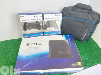 PS4 + 10 Games + 2 new controllers + bag + warranty 90 days