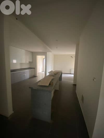 Apartment For Sale in Monteverde 260000$ شقة للبيع في المونتيفردي