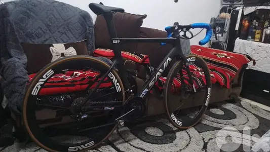 Sava road bike uci group full carbon fiber ma3ljnouta carbon Sava road bike uci group full carbon fiber ma3ljnouta carbon