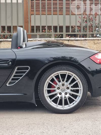 Porsche Boxster S, Manual. Porsche Center Lebanon. Excellent condition