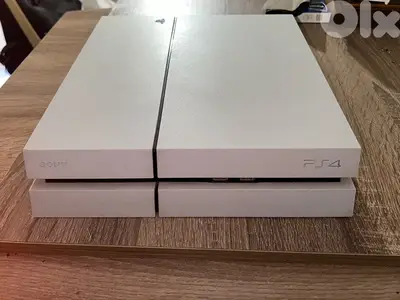 PlayStation 4  بلايستيشن