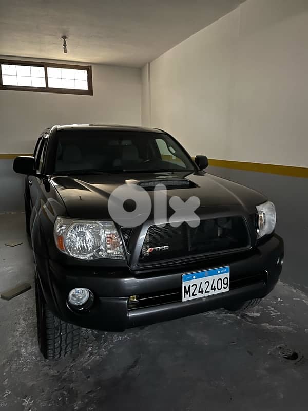 Toyota Tacoma 2011 0