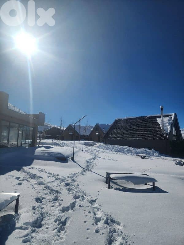 resort for sale in sanine 1
