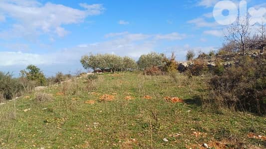 lands for sale in Oura أرض للبيع في عورا