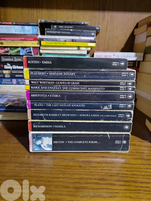 USED BOOKS 0