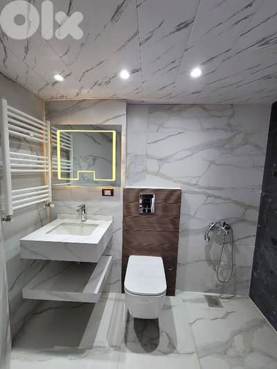 rooftop/ 550 / 650 small 2 persons only apartment for rent rooftop/ 550 / 650 small 2 persons only apartment for rent
