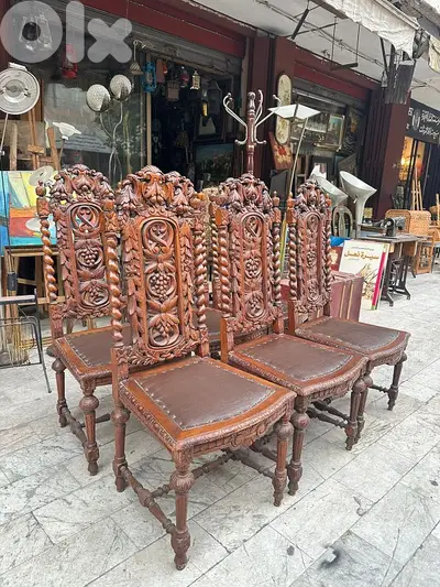 كراسي سفرة عدد٦ خشب سنديان فخمين انتيك من الروائع