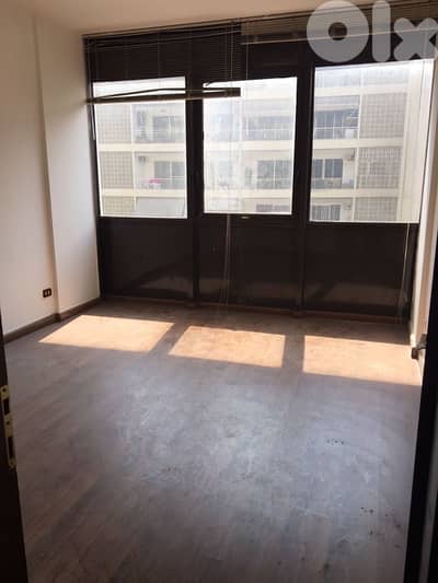 60m 3Rooms Office Sale MarElias Beirut