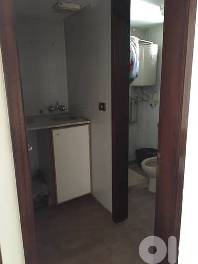60m 3Rooms Office Sale MarElias Beirut
