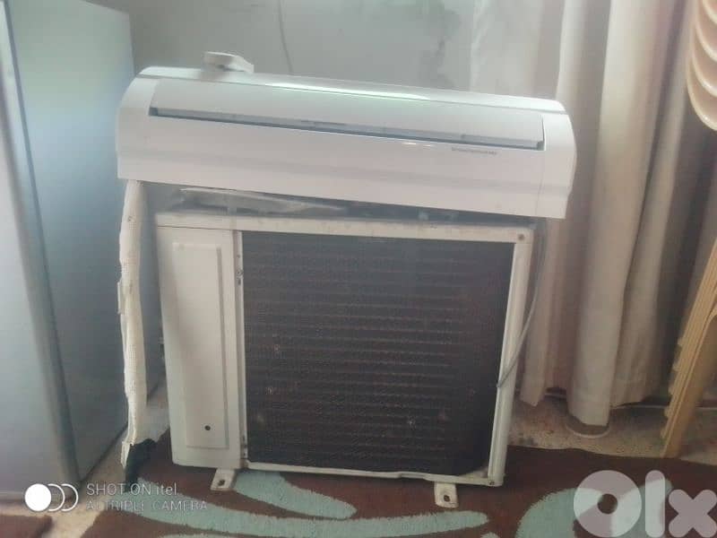 Ac generalluz barad savo مكواية Panasonic 4
