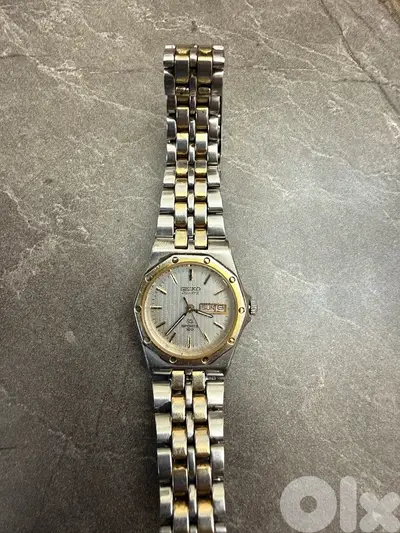 Vintage Seiko "Royal Oak" SQ Sports 100 watch