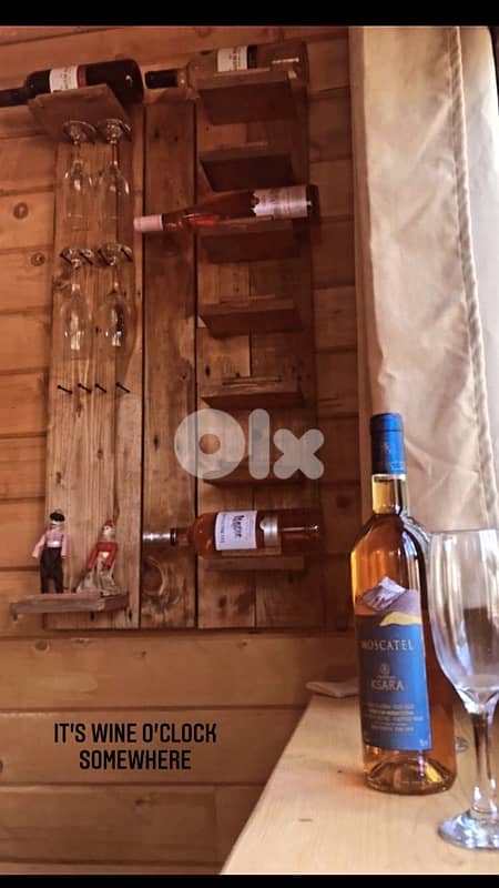 Tiny wood House 0