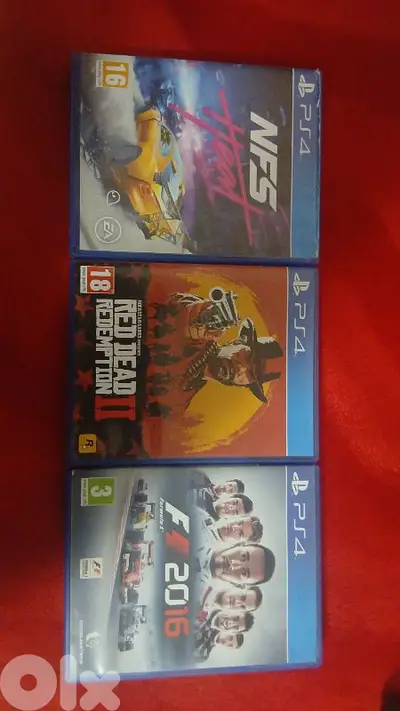 red dead redemption 2, need for speed heat, f1 2016 CD disk