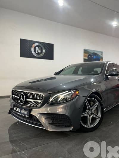 Mercedes-Benz E 300  Clean Carfax