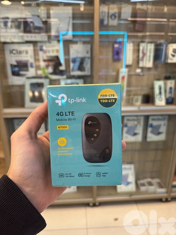 TP-LINK 4G LTE MOBILE WIFI M7000 0