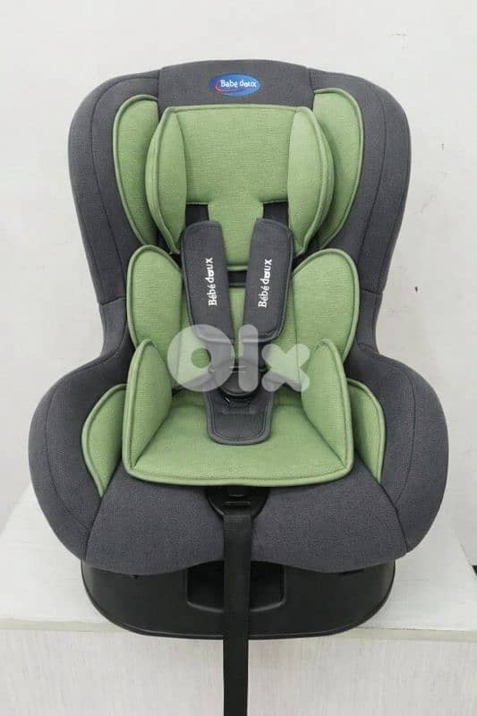 Car seat 0