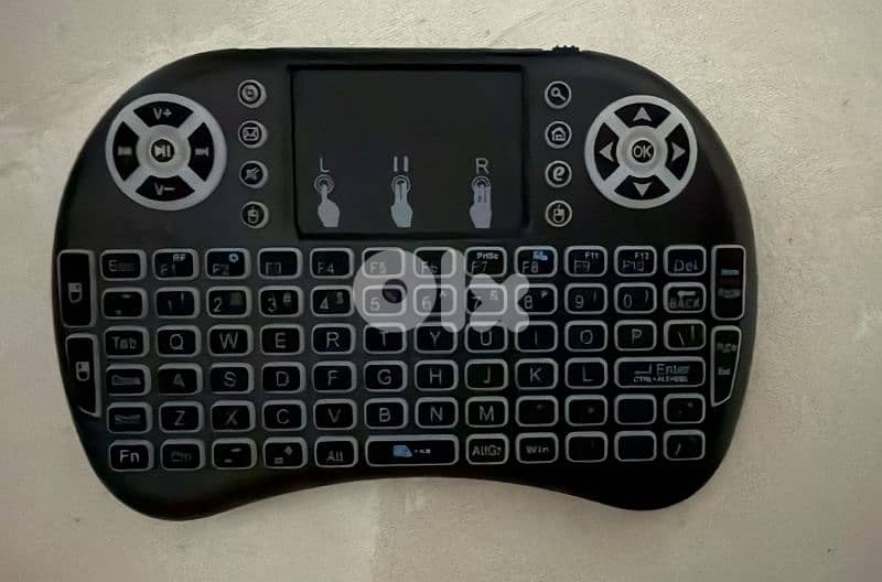 2.4GHz wireless mini keyboard + touchpad 0